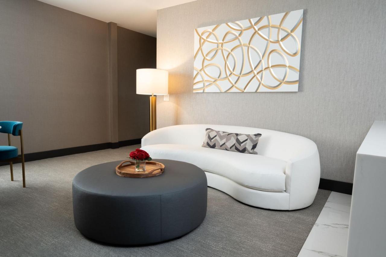 Springhill Suites By Marriott Chicago Chinatown Exteriör bild