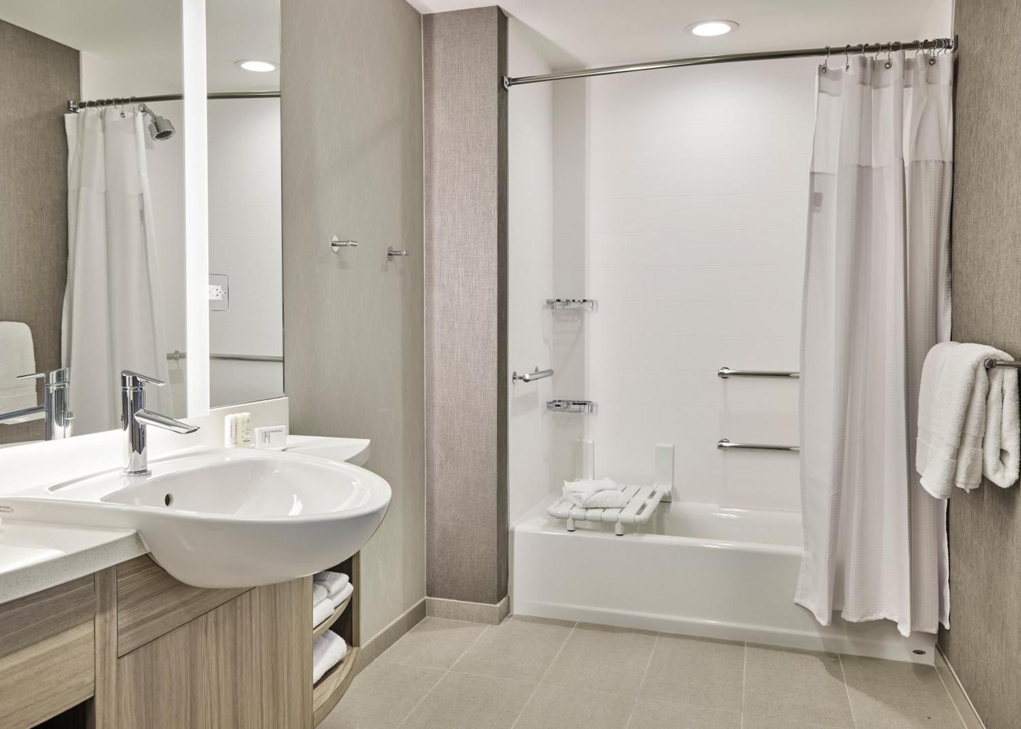 Springhill Suites By Marriott Chicago Chinatown Exteriör bild