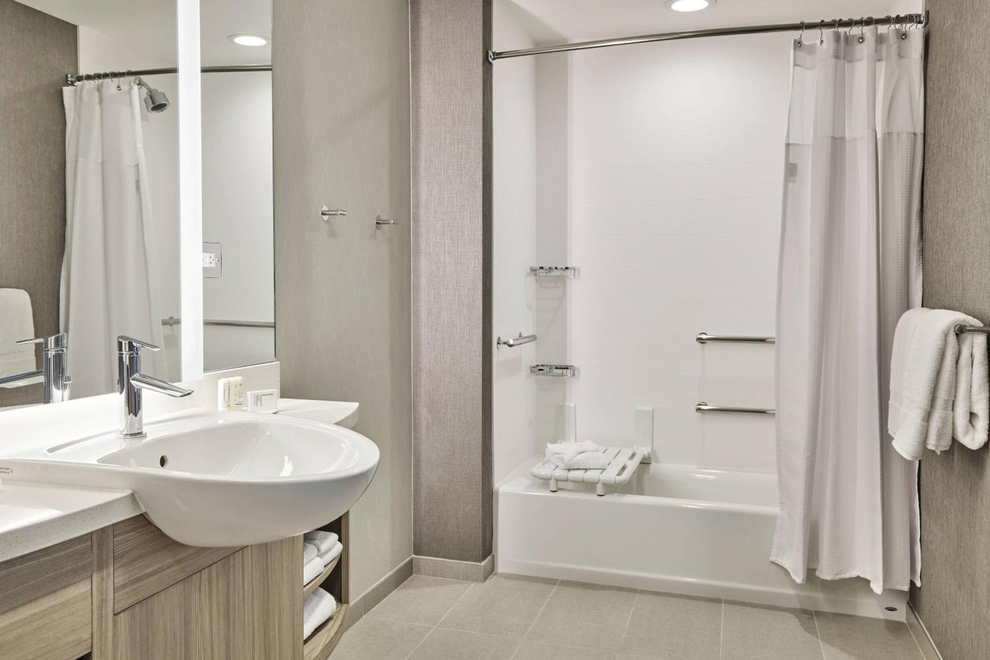 Springhill Suites By Marriott Chicago Chinatown Exteriör bild
