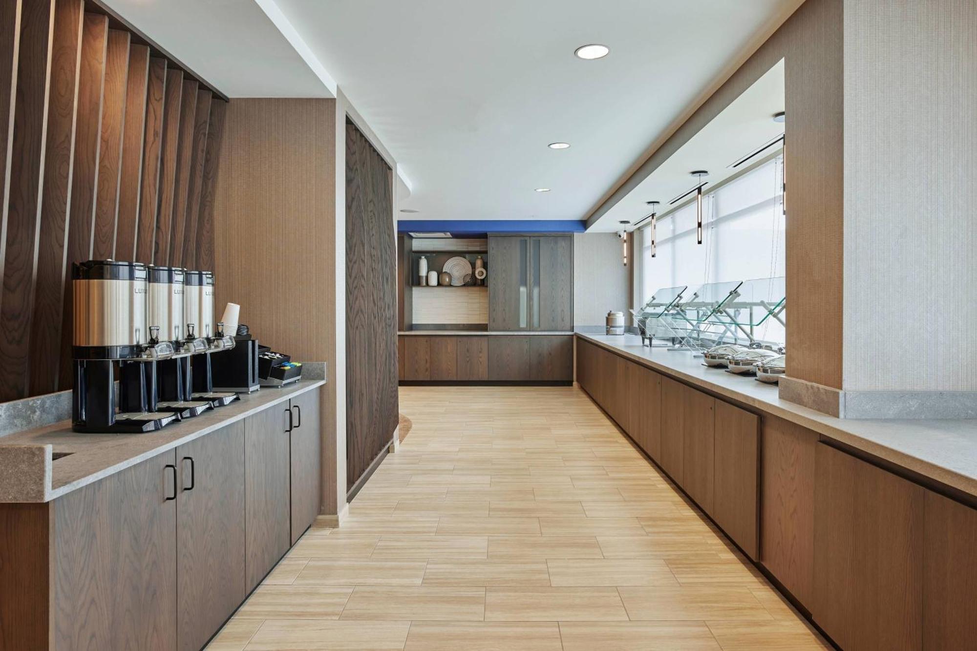 Springhill Suites By Marriott Chicago Chinatown Exteriör bild